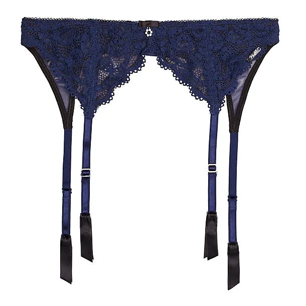 Keyhole Fantasy Garter Belt