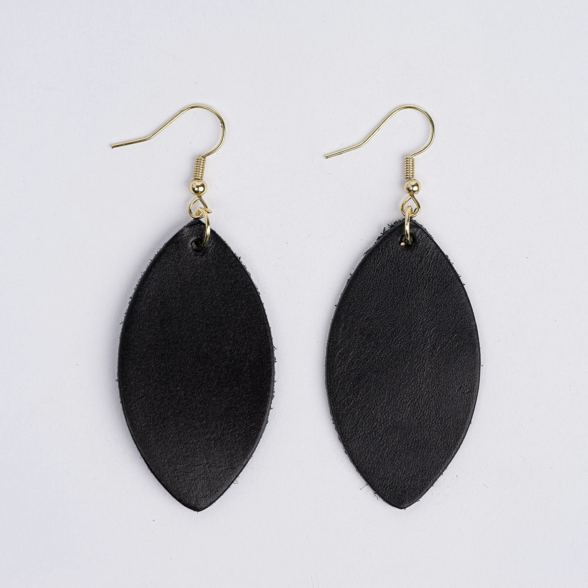 Leather Earrings (leaf)