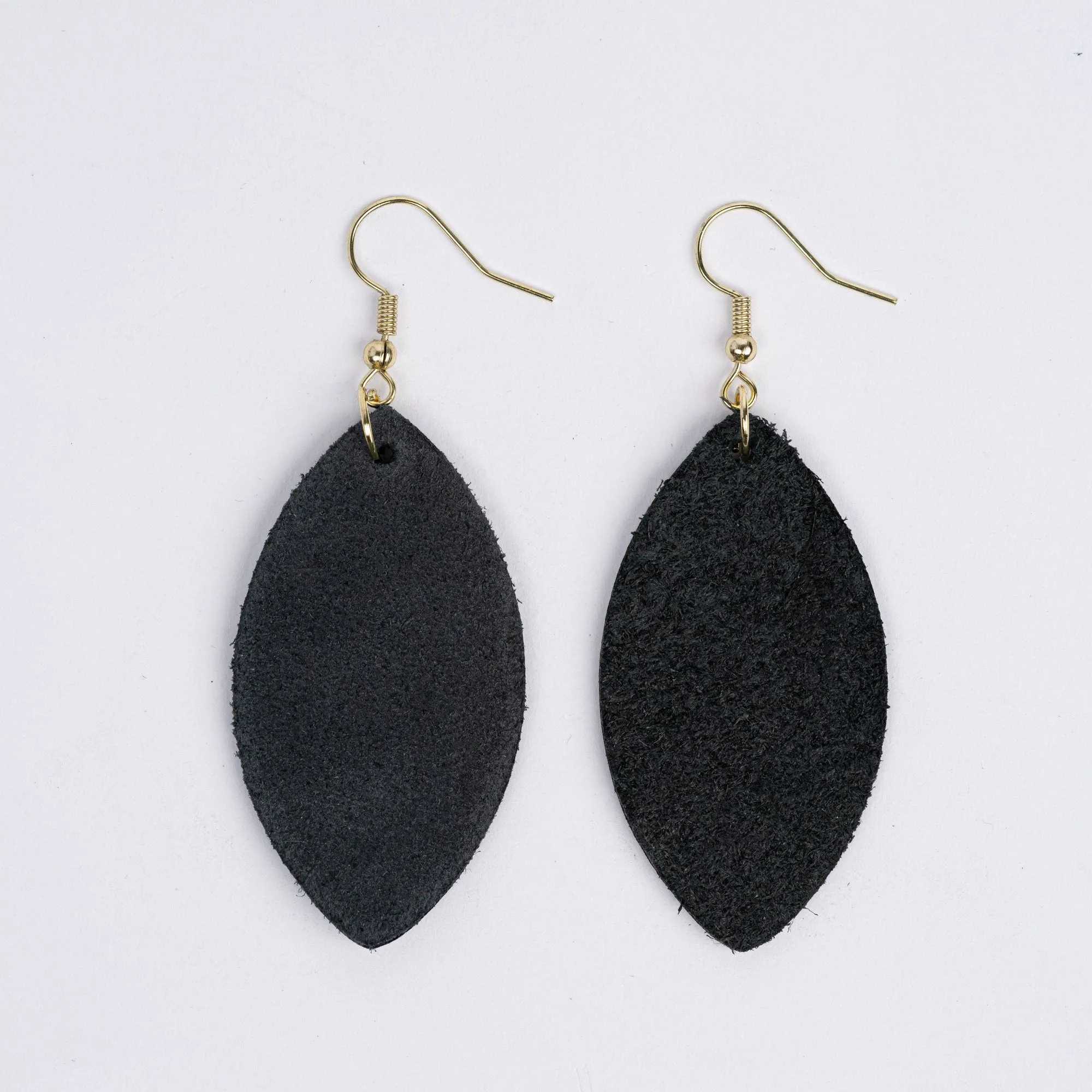 Leather Earrings (leaf)