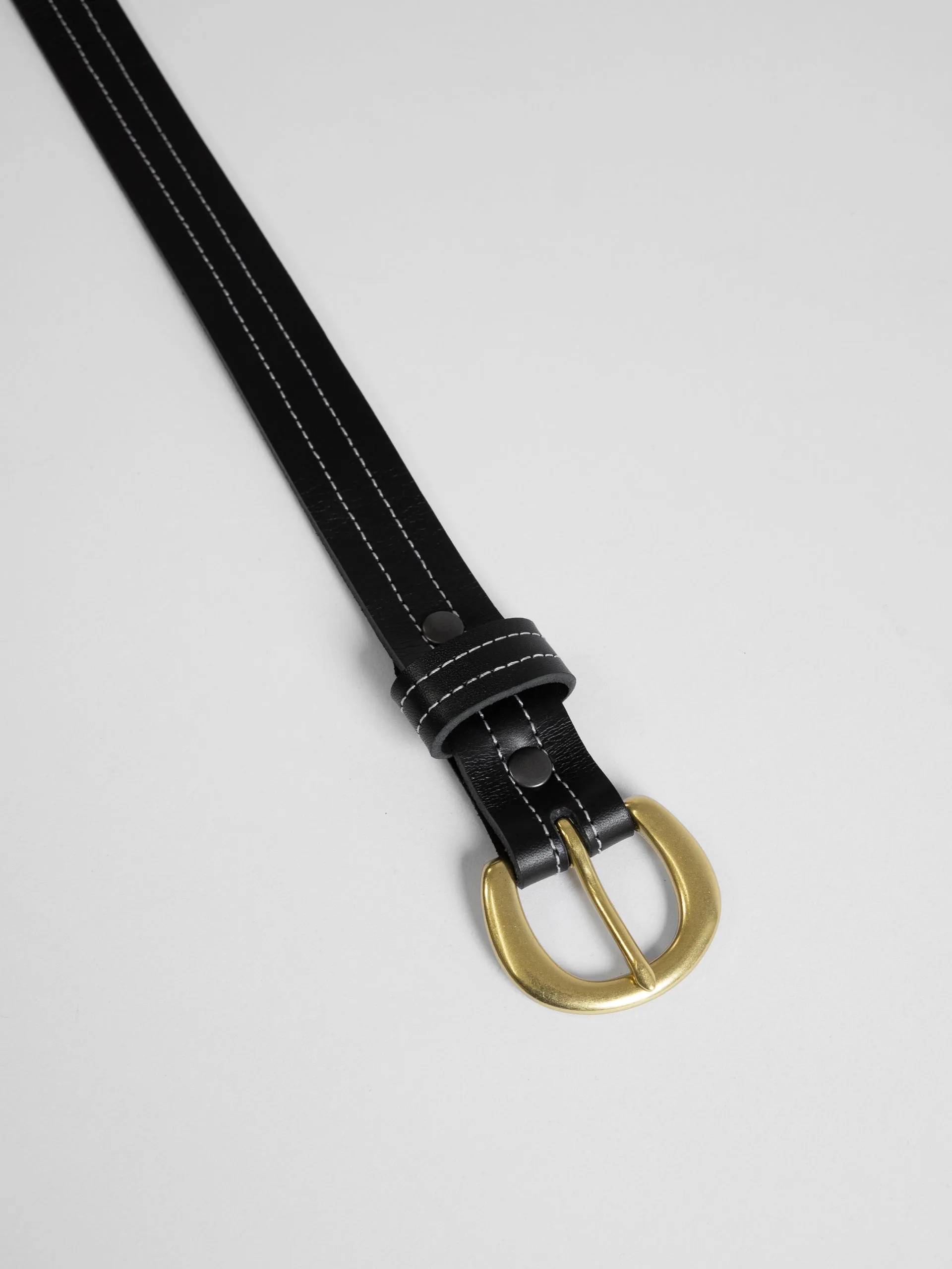 The Lair Camille White Stitch Belt Slim Brass