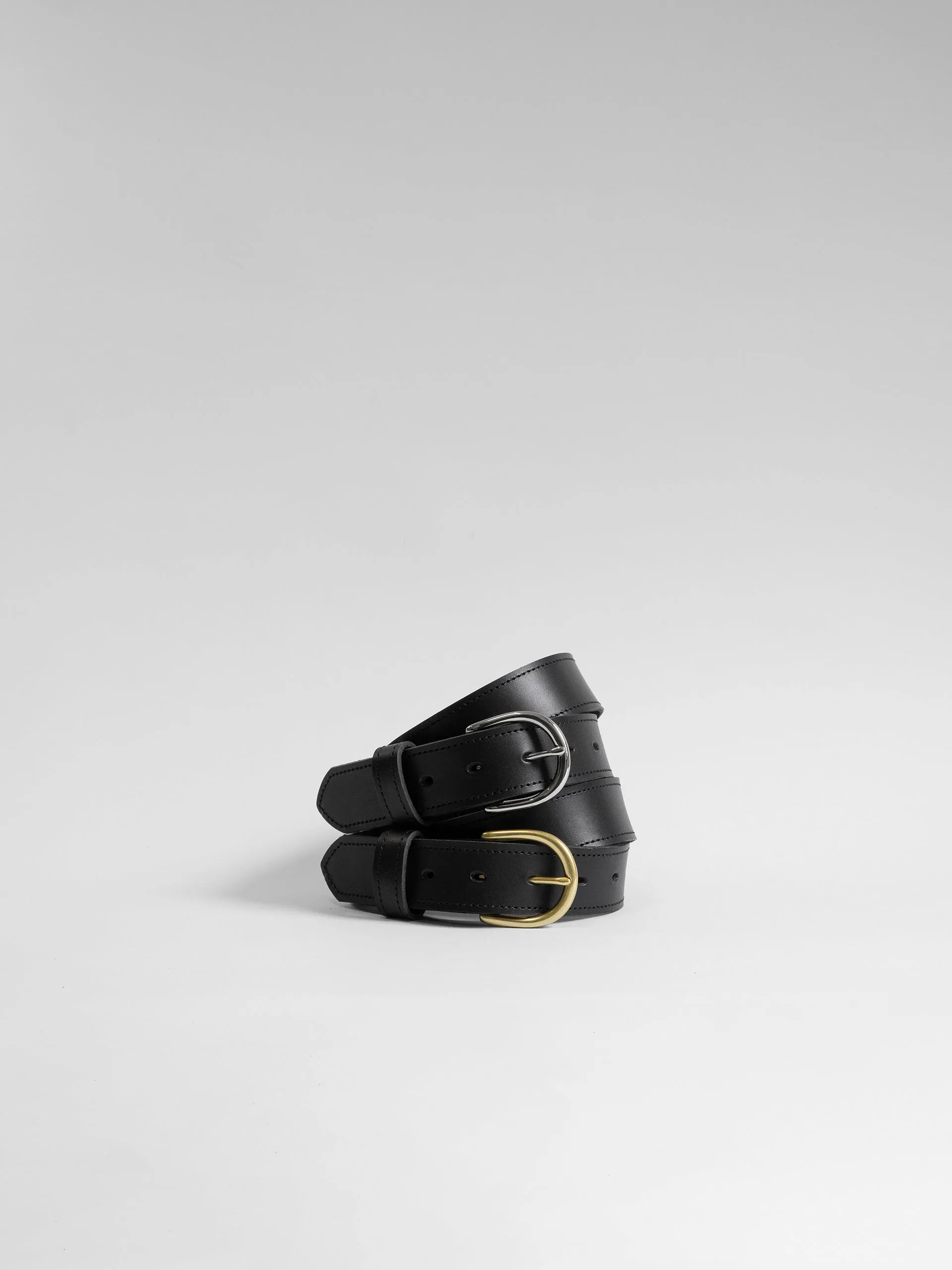 The Lair Maya Black Stitch Belt Slim Silver