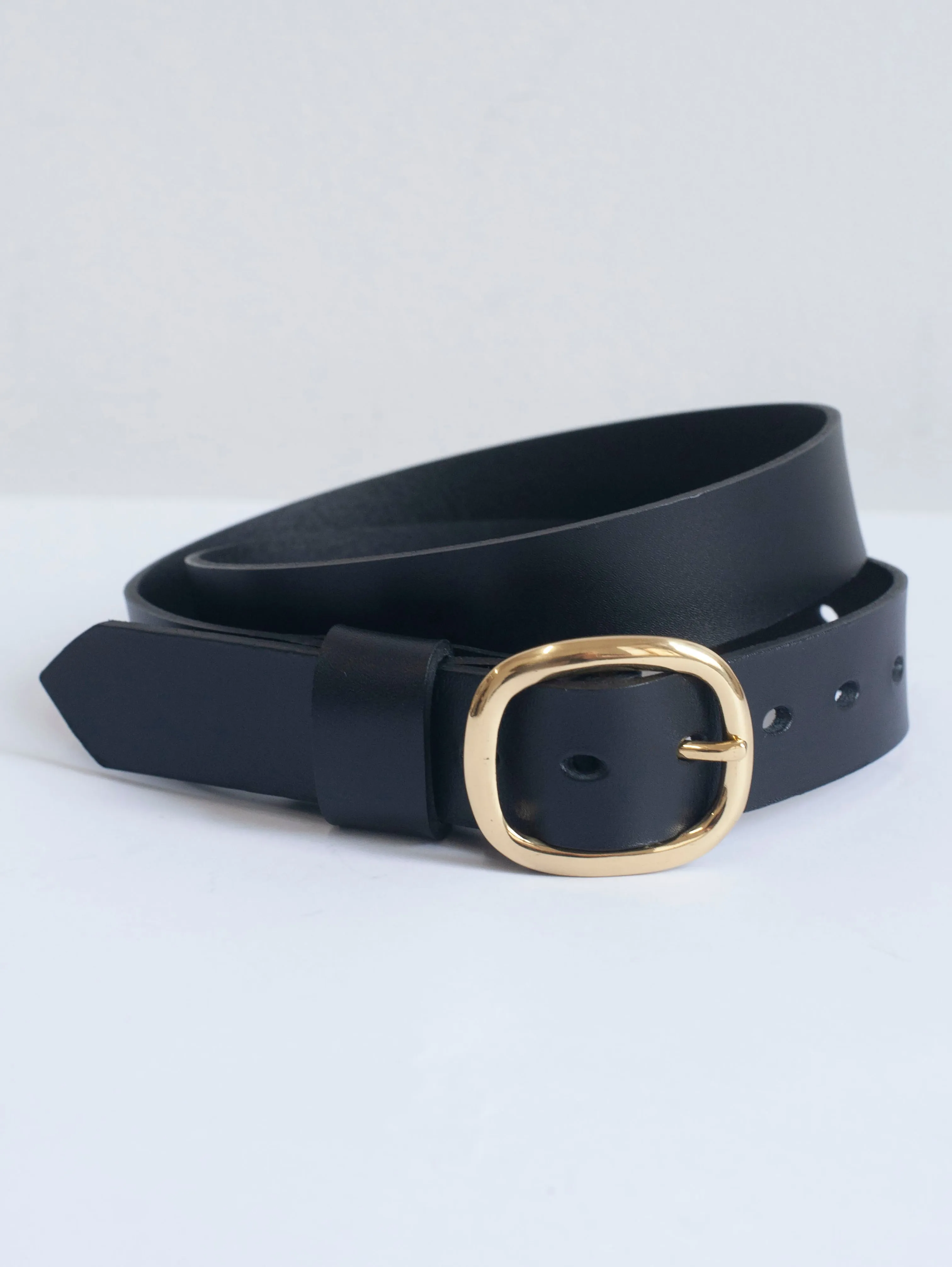 The Lair Oval Buckle Belt Brass