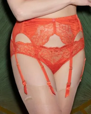 Tryst Suspender